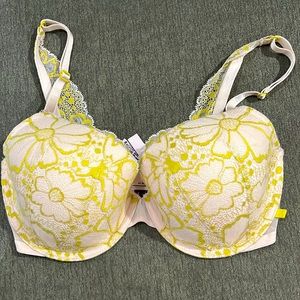 VS Demi Bra